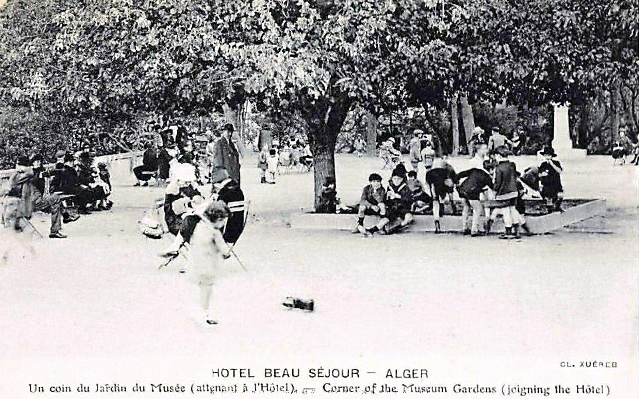 Alger - Hotel Beausejour - Jardin du musee .jpg